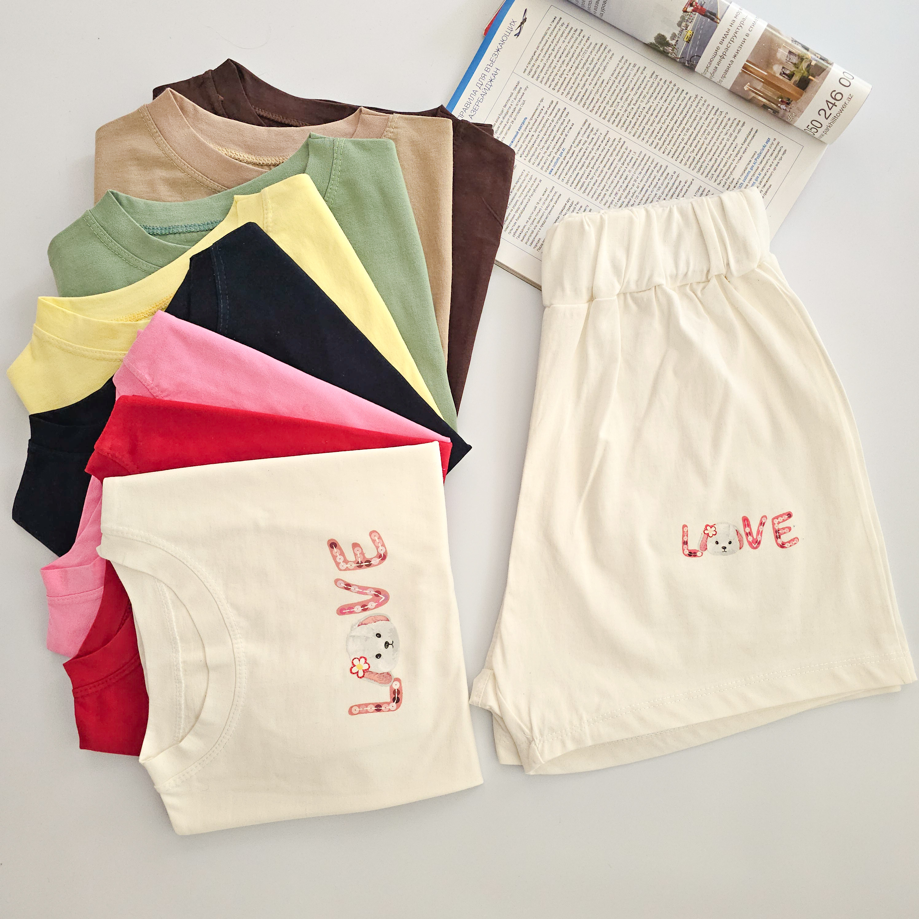 تیشرت شورتک نخی طرحدار زنانه